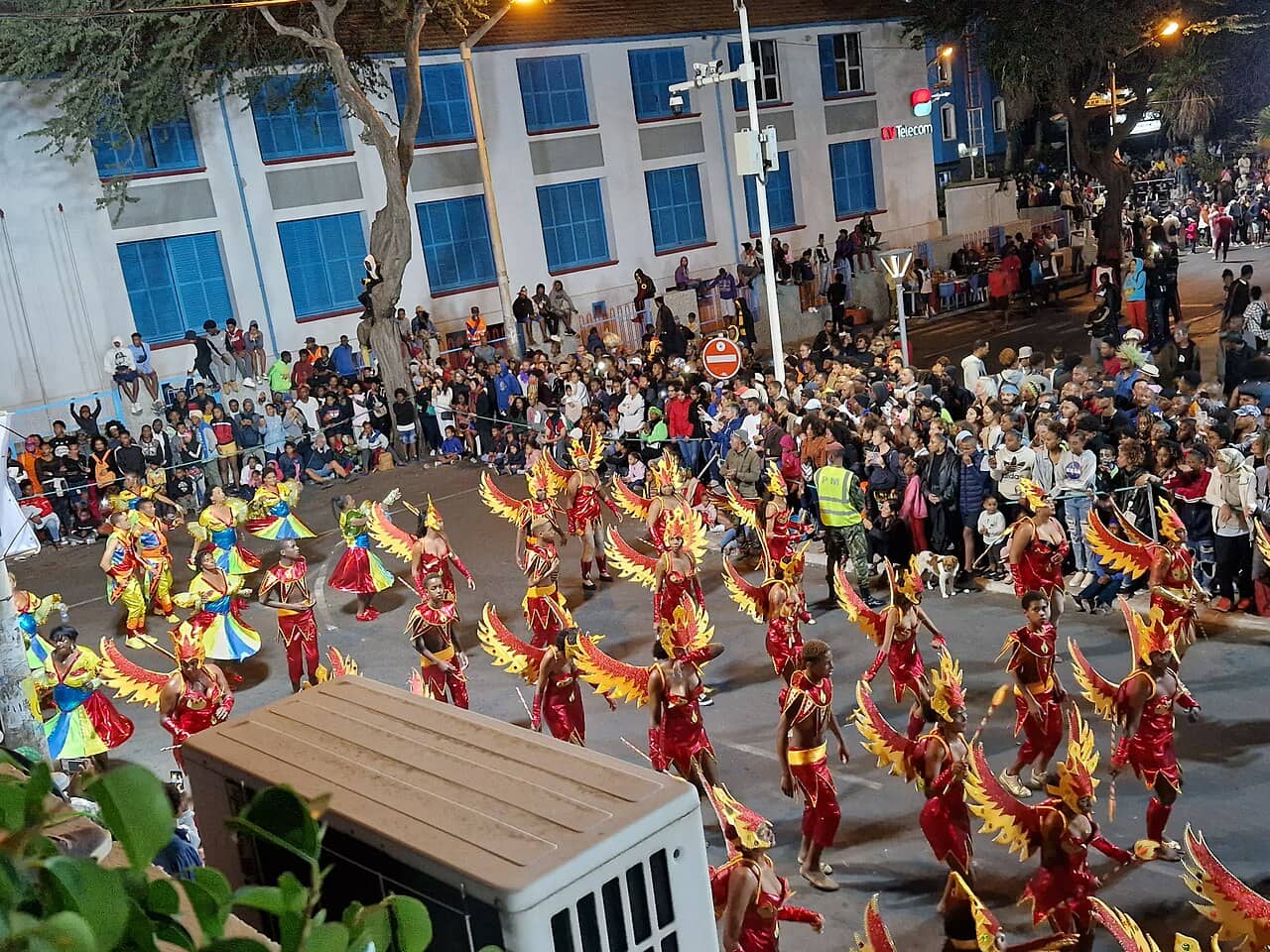 O Carnaval do Mindelo É a Festa que a África Ocidental Não Sabia Que Estava a Perder carnival held in Mindelo